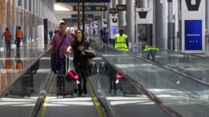 IATA pide a EE. UU. y México resolver conflicto aéreo bilateral