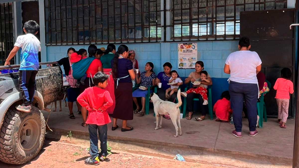 Redobla Guatemala seguridad en la frontera tras llegada de desplazados chiapanecos