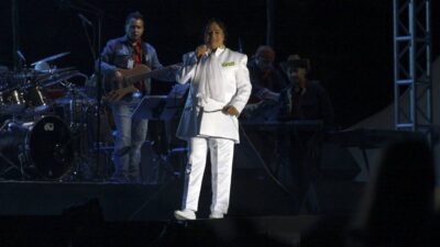 Juan Gabriel, divo de Juárez, muere nieto