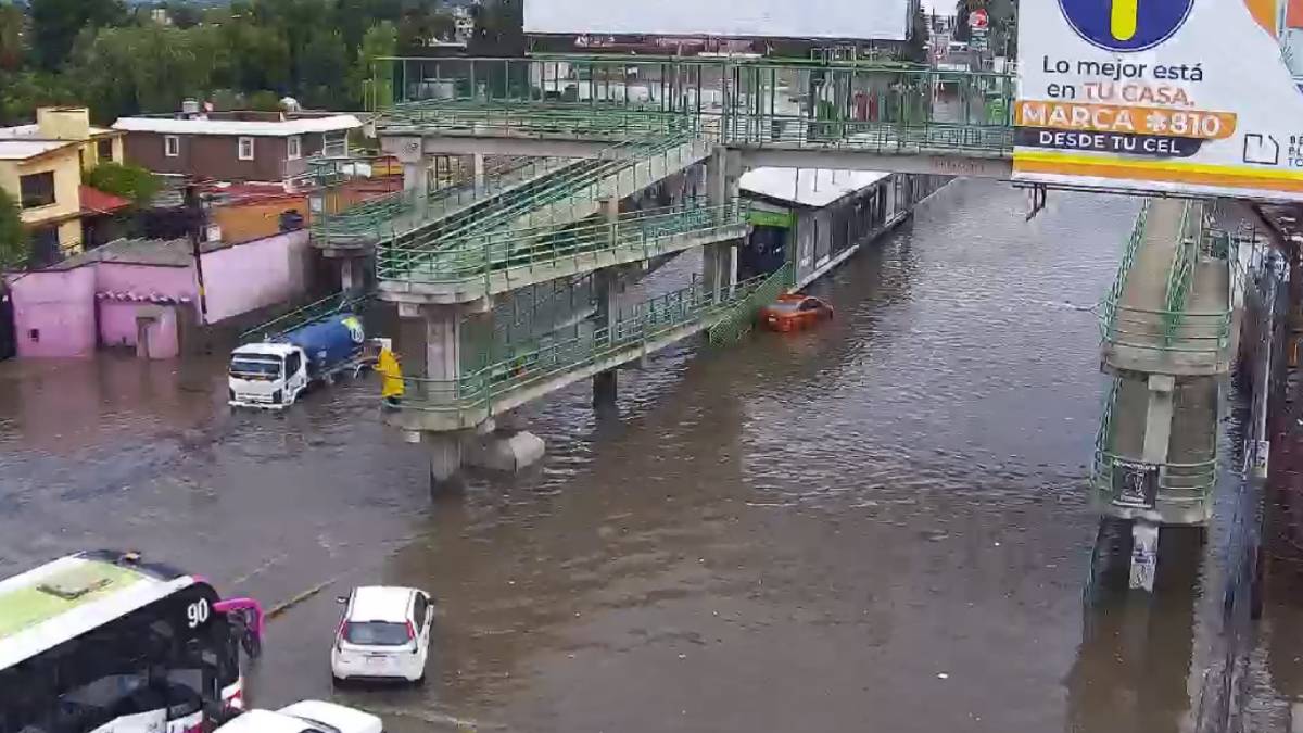¡Ecatepec bajo el agua! Lluvias dejan severas afectaciones en calles y principales vialidades