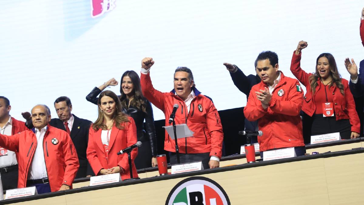 PRI aprueba modificación de estatutos; abre la puerta a la reelección de Alejandro Moreno