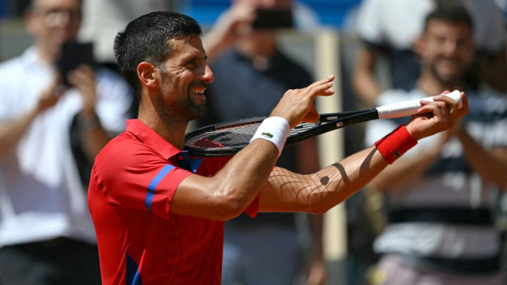 La razón por la que Novak Djokovic festeja "tocando el violín" en los Juegos Olímpicos Paris 2024