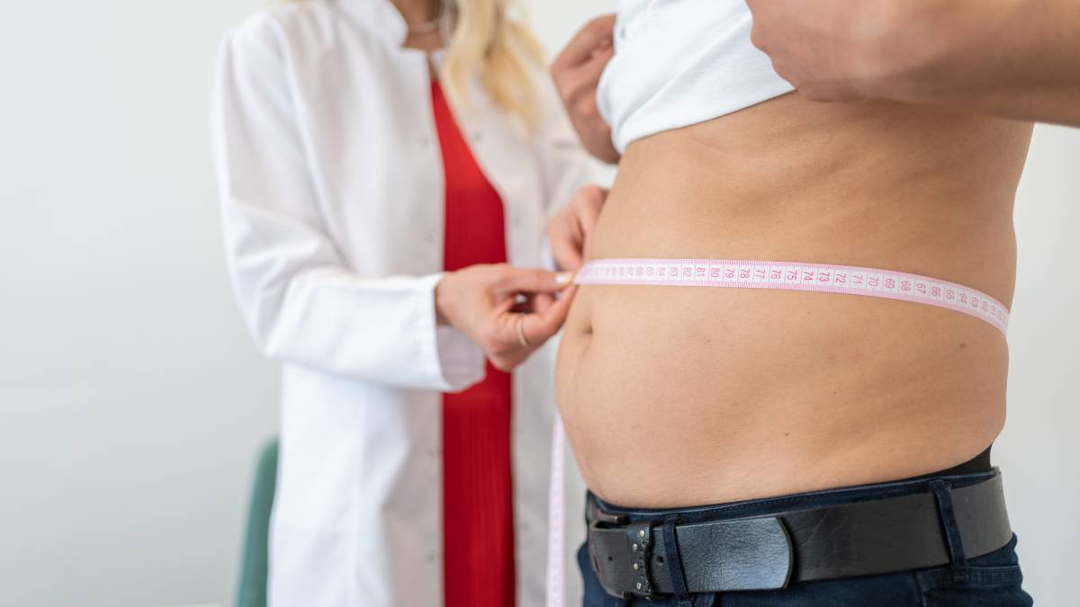 Descubre cómo un psicólogo te puede ayudar a bajar de peso saludablemente