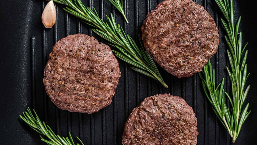 Las mejores carnes para hamburguesa, según la Profeco