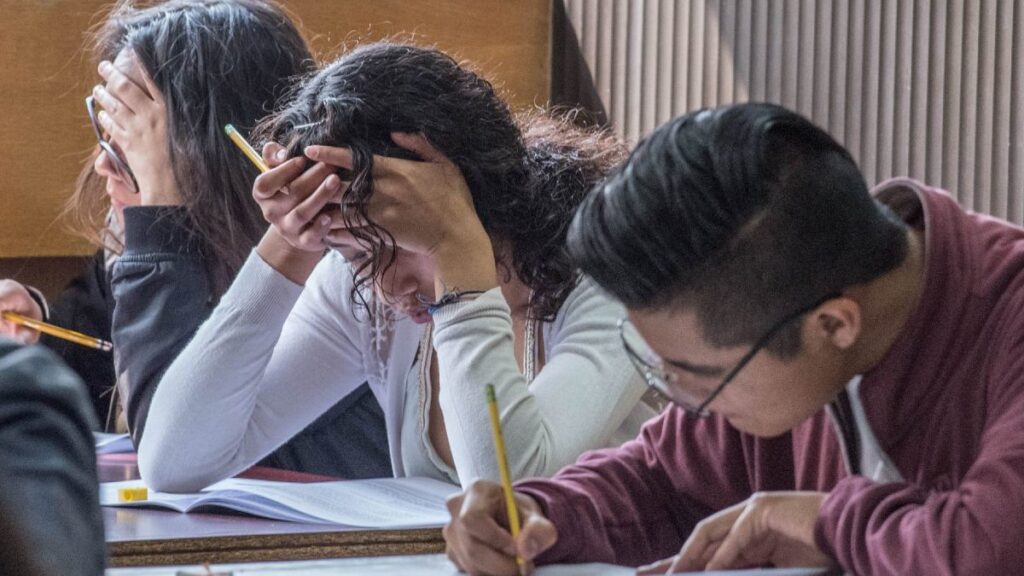 Querétaro: roban examen de admisión a la Facultad de Medicina de la UAQ