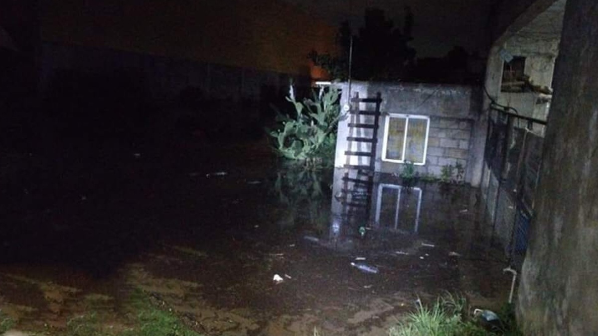 Lluvias no dan tregua: se desborda río Chichicazac y afecta localidades de Ixtacuixtla, Tlaxcala