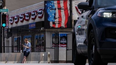 Trump tuvo un atentado en un mitin político. Foto: AFP