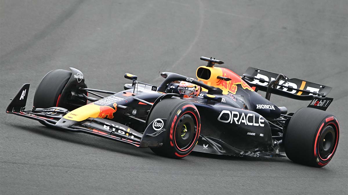 Video: Así voló el auto de Verstappen en el GP de Hungría tras choque con Hamilton