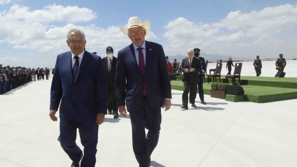 AMLO recalca, la "pausa" es con embajadores, no con EU y Canadá