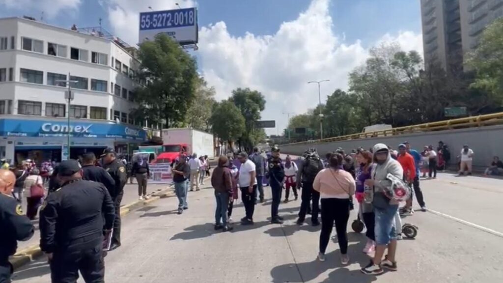 Bloquean Circuito Interior y la Avenida Marina Nacional en CDMX