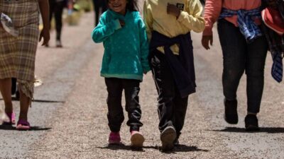 Niños migrantes viven entre enfermedades e ilusiones en México