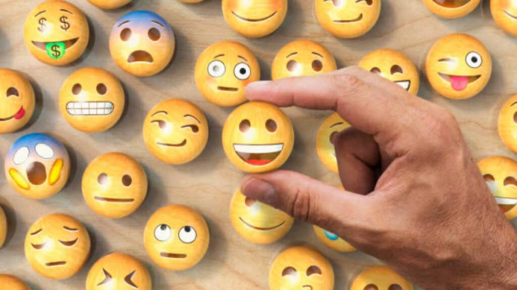 Wavemaker analizada el uso de los emojis como forma de lenguaje en diferentes generaciones