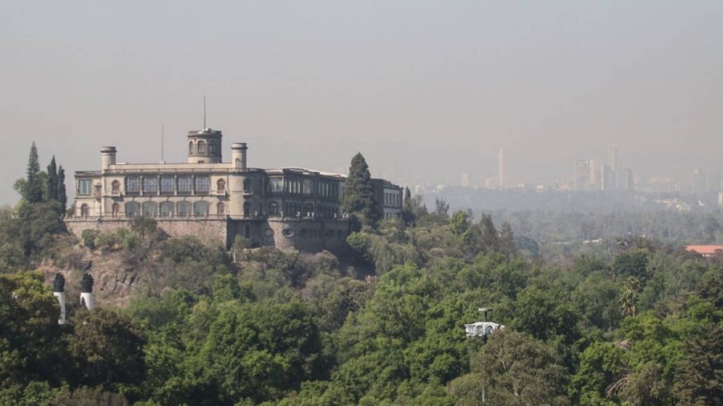 Un fantasma habría sido captado en el Castillo de Chapultepec.