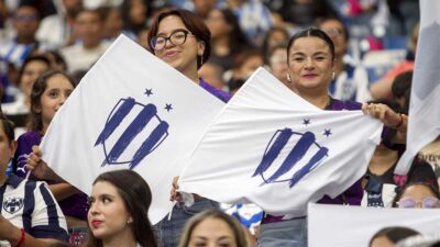 Grabaron supuesto fantasma en juego de Rayadas de la Liga MX Femenil.