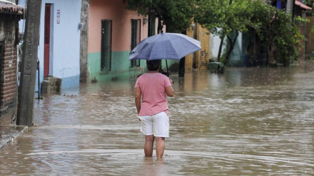 Una nueva depresión tropical provocará fuertes lluvias en ell occidente.