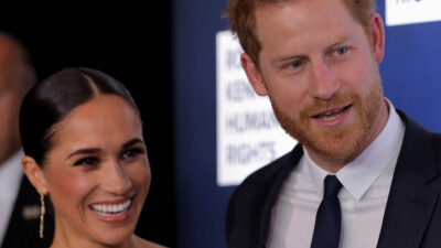 Sacaron los prohibidos: captan al príncipe Harry y Meghan bailando; video