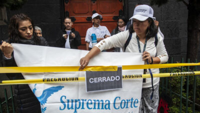 Manifestación en sede de la Suprema Corte