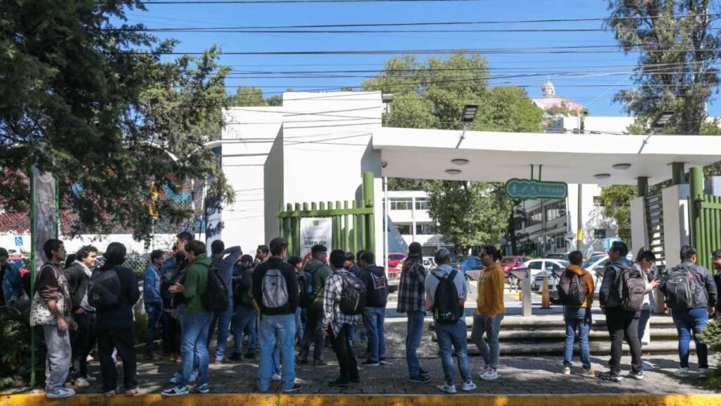 Bendición de mochilas, tradición católica para el regreso a clases