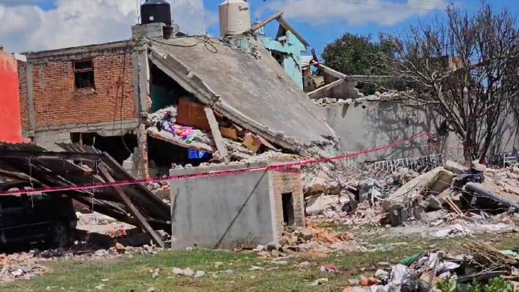 Estalla polvorín y deja tres muertos entre ellos, una menor de edad, en Tlaxcala