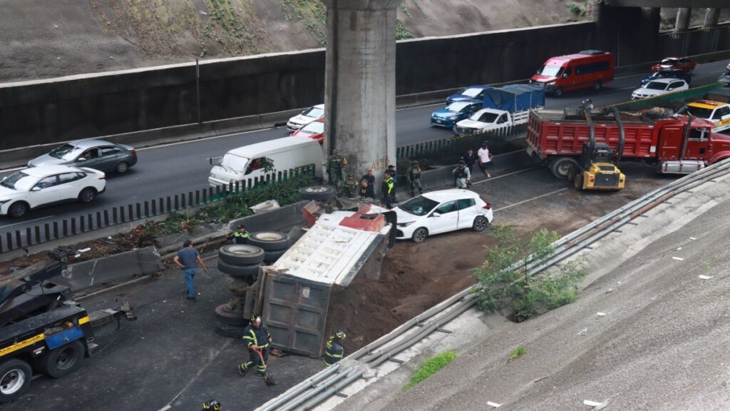 Volcadura Reforma Periferico