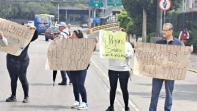 Bloqueo en el AICM