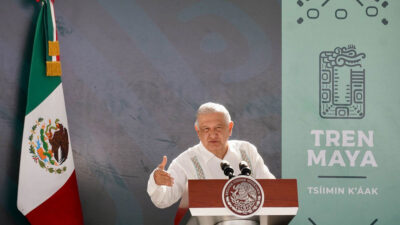 AMLO agradece apoyo durante su último acto como presidente en Quintana Roo