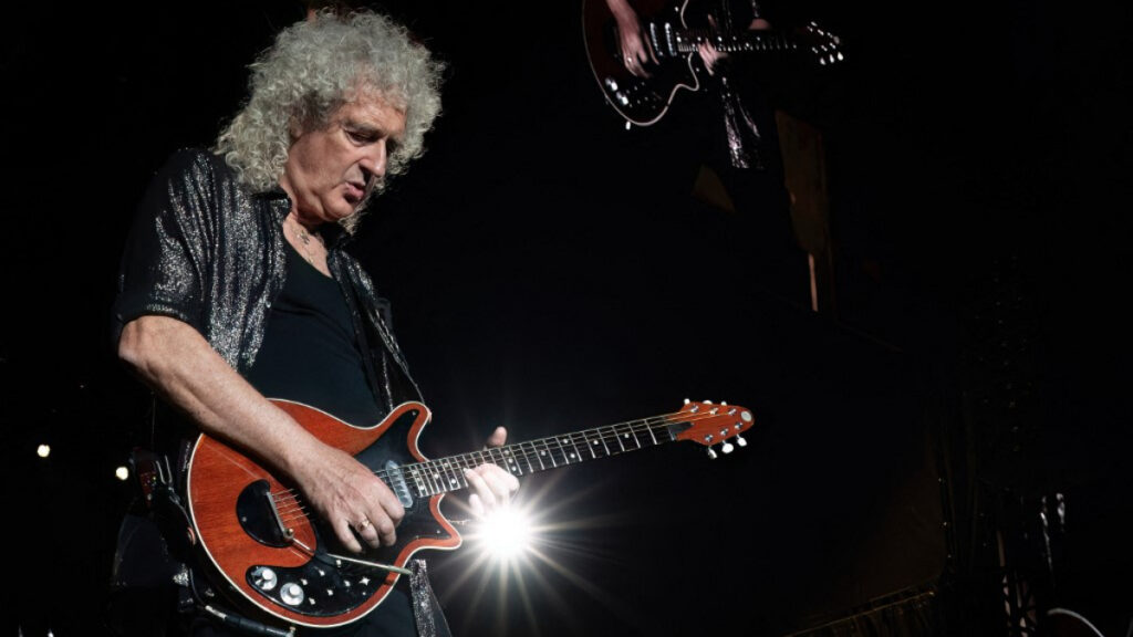 El guitarrista de Queen, Brian May, sufre un derrame cerebral leve