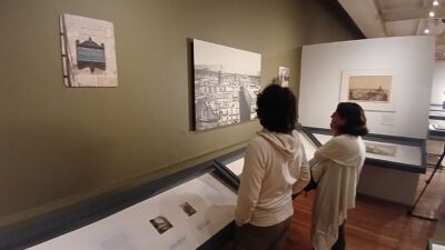 Exposición Ciudad de los palacios: Memoria del espacio urbano