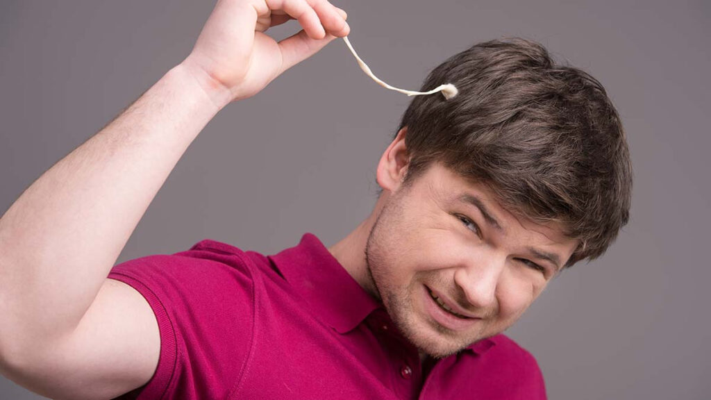 Cómo quitar un chicle del cabello sin cortarlo