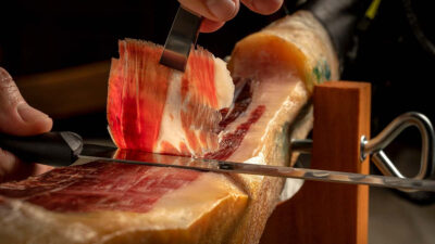 Jamón de bellota de Guijuelo gana los premios Golden Fork 2024