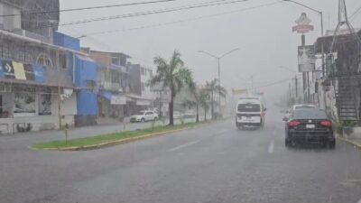 El impacto de John en Michoacán: hay casas inundadas y sin luz