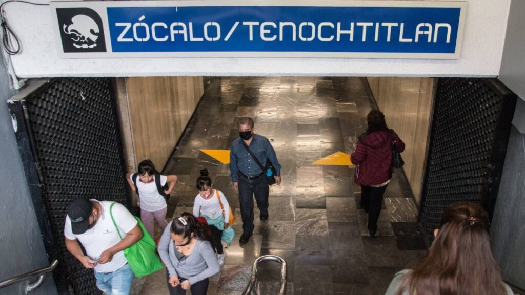 Estación Zócalo del Metro de CDMX está cerrada.