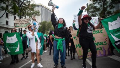 Manifestación de feministas en la CDMX