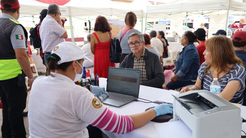 Más de 3 mil mdp en programas de apoyo ciudadano: Menchaca