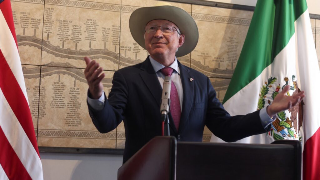 "Hay muchísima preocupación": Ken Salazar sobre riesgos por reforma al Poder Judicial