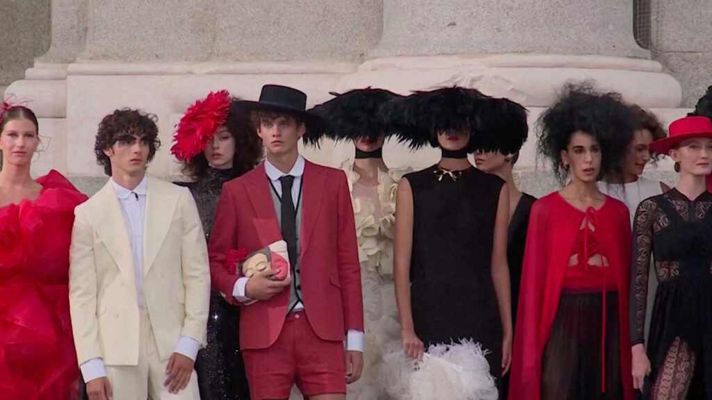 La Puerta De Alcala Semana Moda Madrid