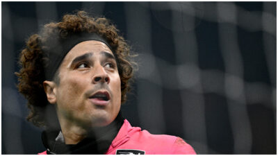 Guillermo Ochoa ficha con el AVS SAD de Portugal