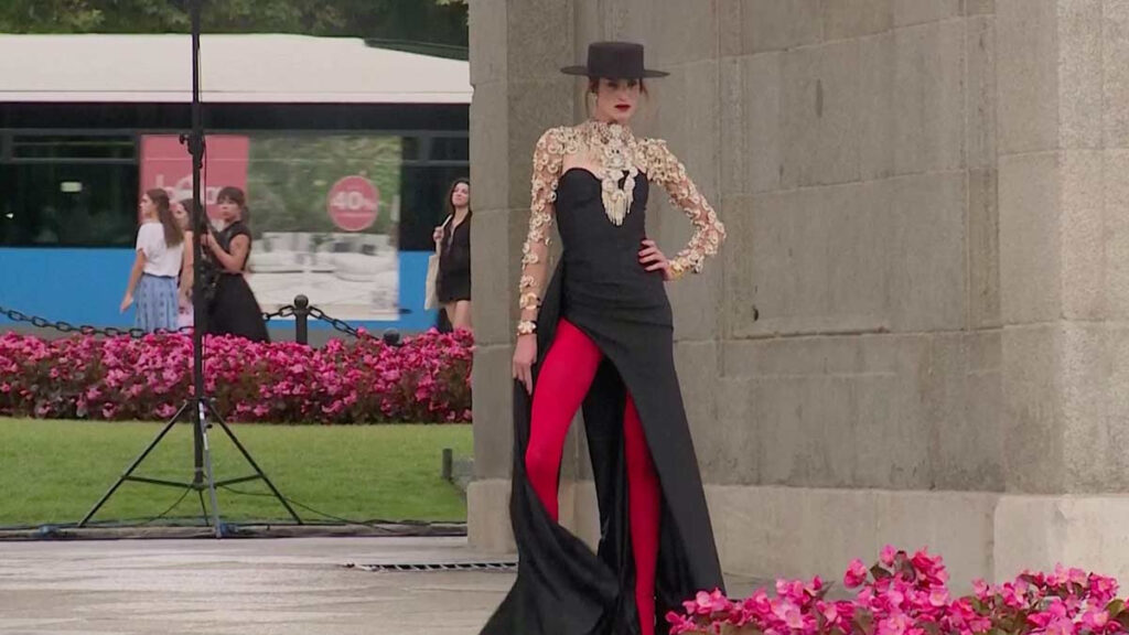 La Puerta De Alcala Semana Moda Madrid