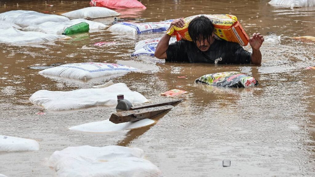 inundaciones-en-nepal-dejan-al-menos-170-muertos