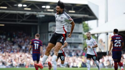 Raúl Jiménez vuelve a anotar con Fulham, esta vez a Newcastle