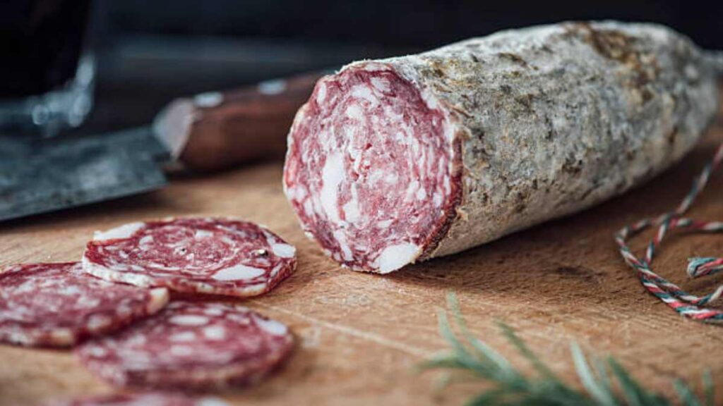 ¿Cuál es la diferencia entre el salami y el pepperoni?