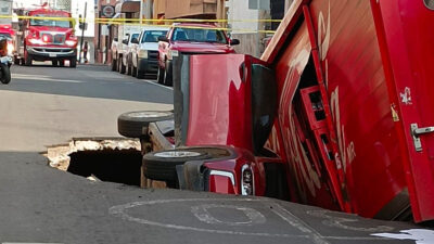 Socavón en el centro de Irapuato