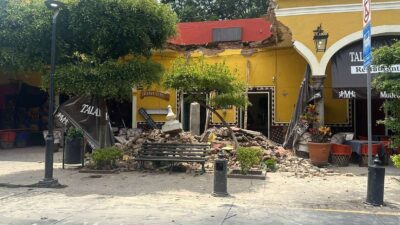 Tlaquepaque: colapsa parte del techo de El Parián; video