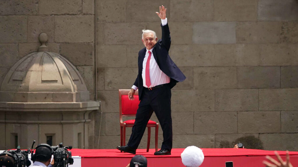 AMLO enlista resultados de su gobierno; frases de su último informe