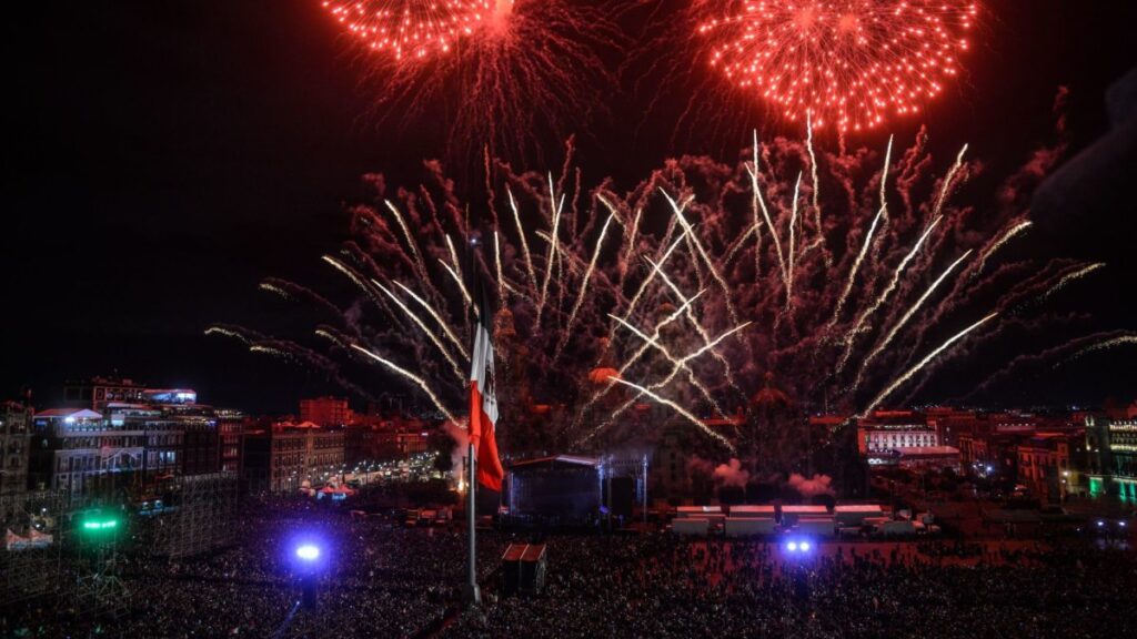 festejos en el zócalo el 15 de septiembre