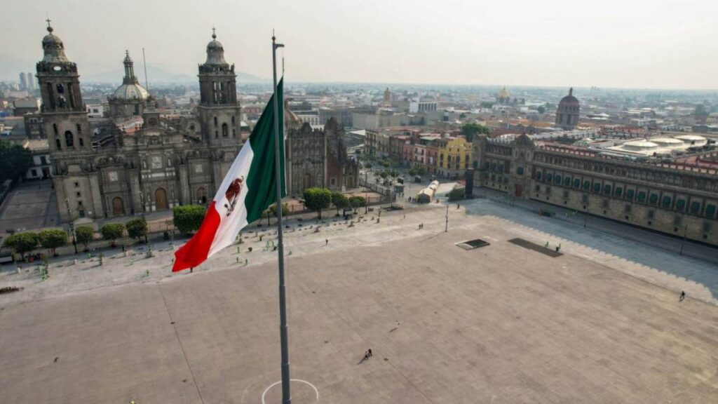 ZOCALO ALTERNATIVAS VIALES INFORME AMLO