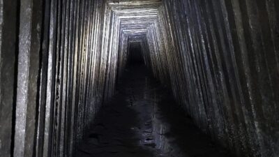 ¿A dónde lleva? Descubren un narcotúnel durante un cateo en Xochimilco