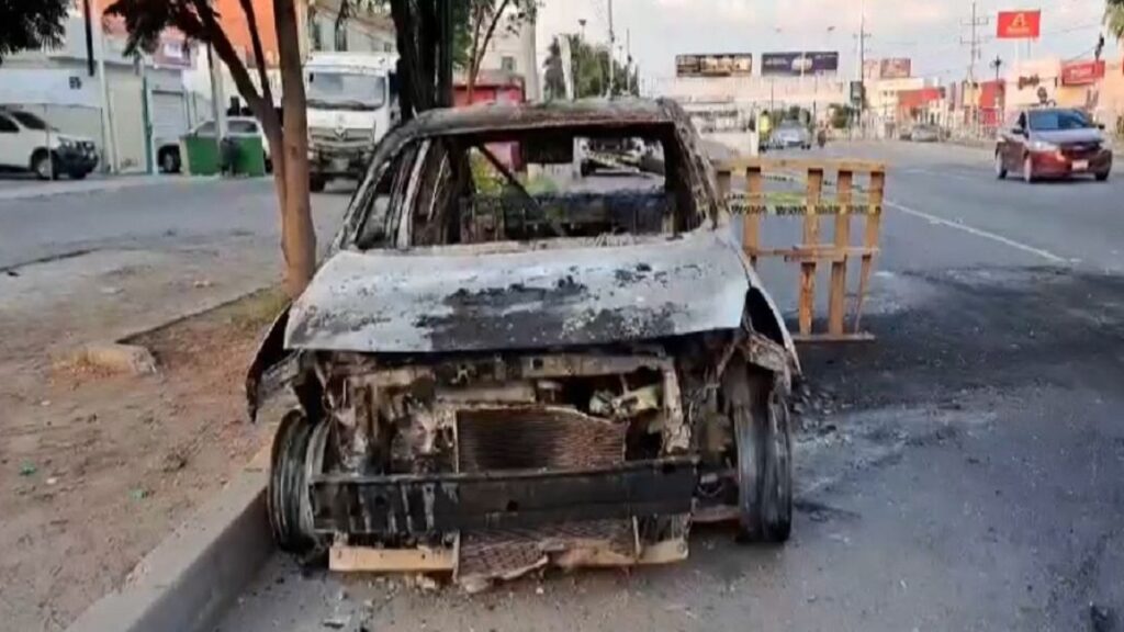 bloqueos-quema-de-autos-y-asesinato-a-paciente-en-hospital-en-culiacan