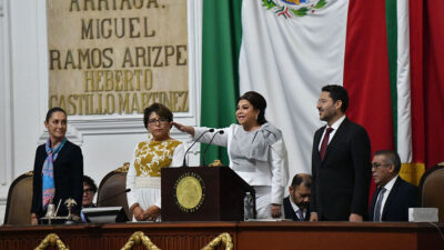 Clara Bruga rinde protesta como jefa de Gobierno de CDMX; mejores frases