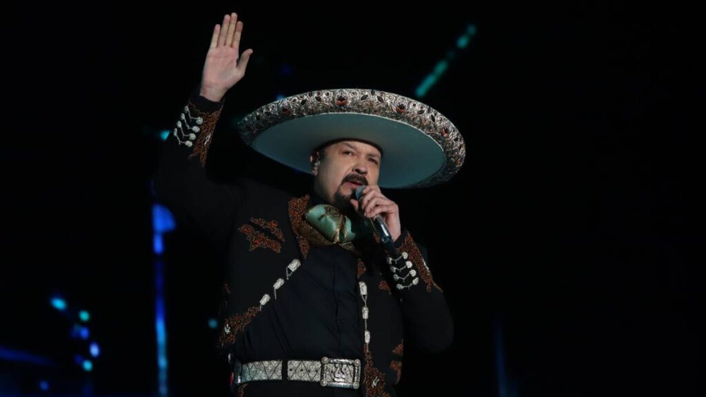 Pepe Aguilar reacciona al compromiso de su hija Aneliz